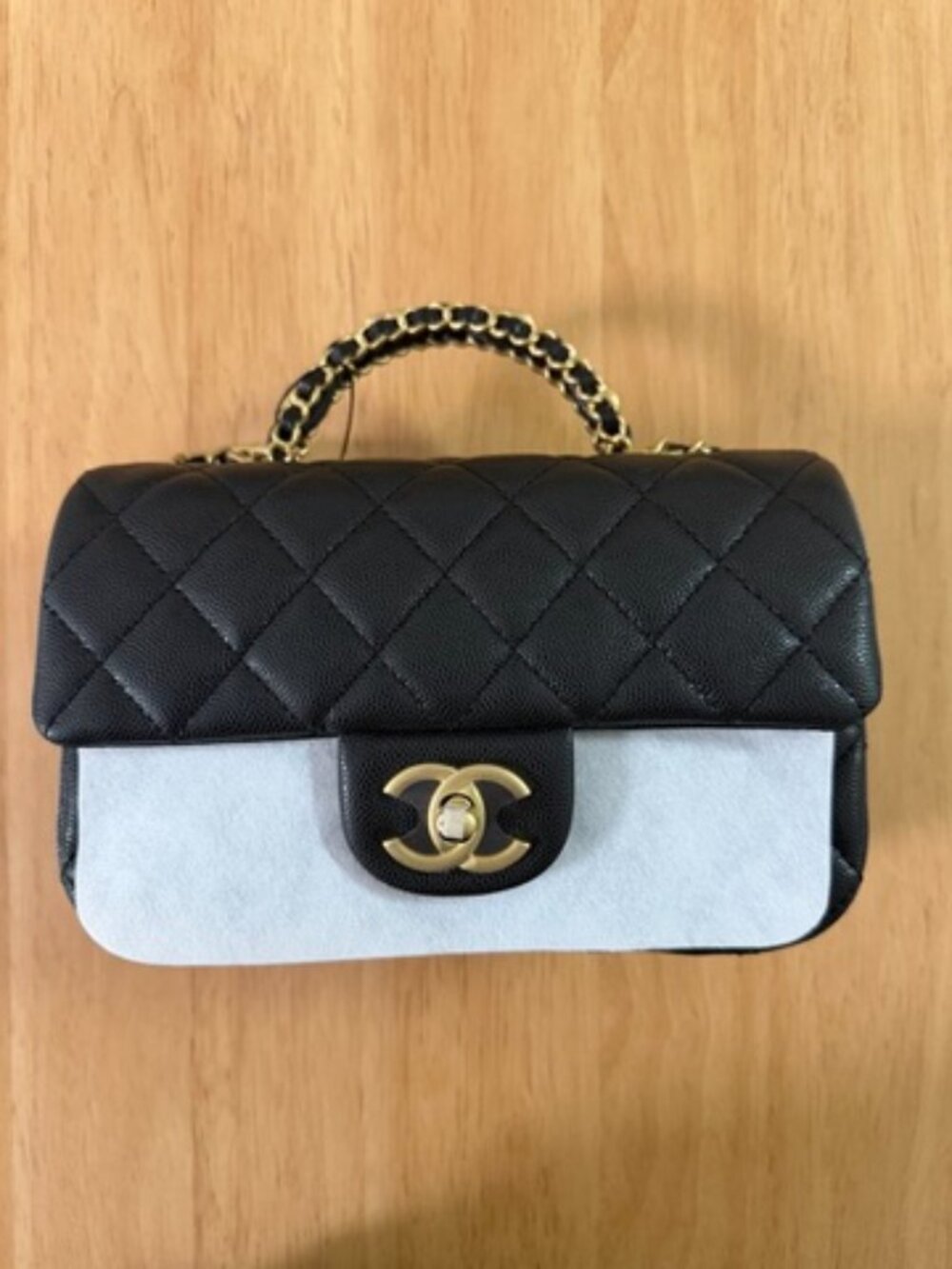 Luxury 25B Mini CF Flap Bag Black Caviar Leather with Gold-Tone Hardware - Picture 2 of 10